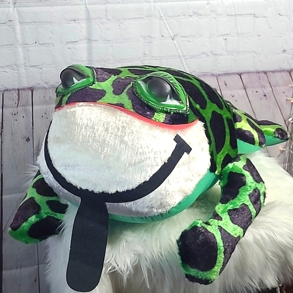 Vintage 90s Weird Funky Big Eye XL Jumbo Frog Toad Carnival Plush Stuffed Animal - Picture 1 of 17